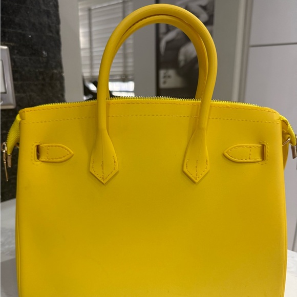Yellow Designer Handbag - Picture 5 of 9